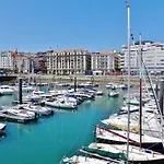 A Estrenar Junto Al Sardinero *