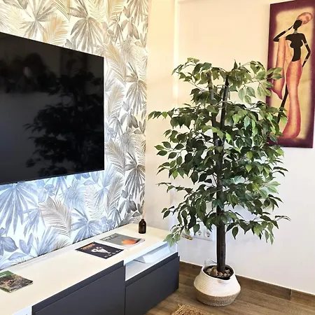 A Estrenar Junto Al Sardinero